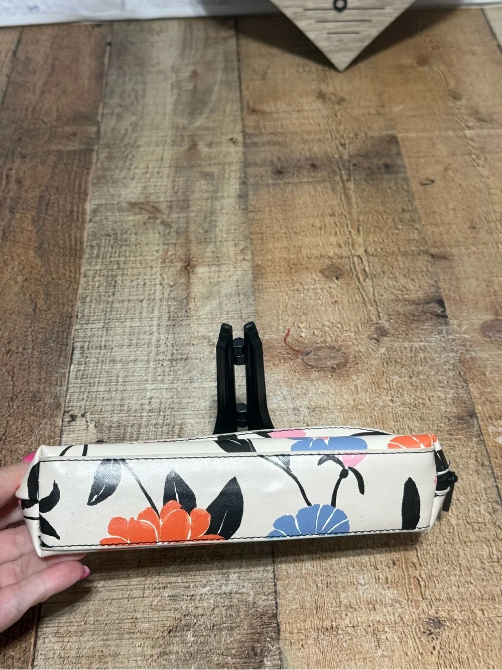 Kate Spade Floral Garden Pencil Case Pre owned condition  Very minimal signs of